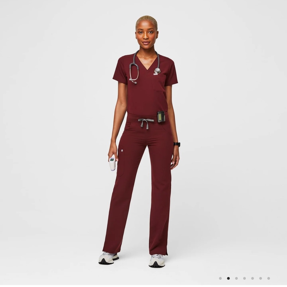 FIGS Kade Cargo Scrub Pants Burgundy